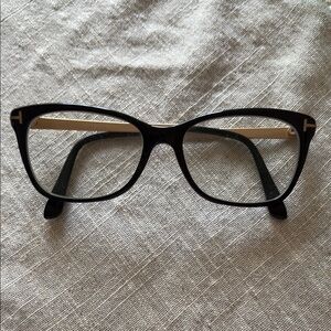 Tom Ford eyeglasses with a minimal prescription